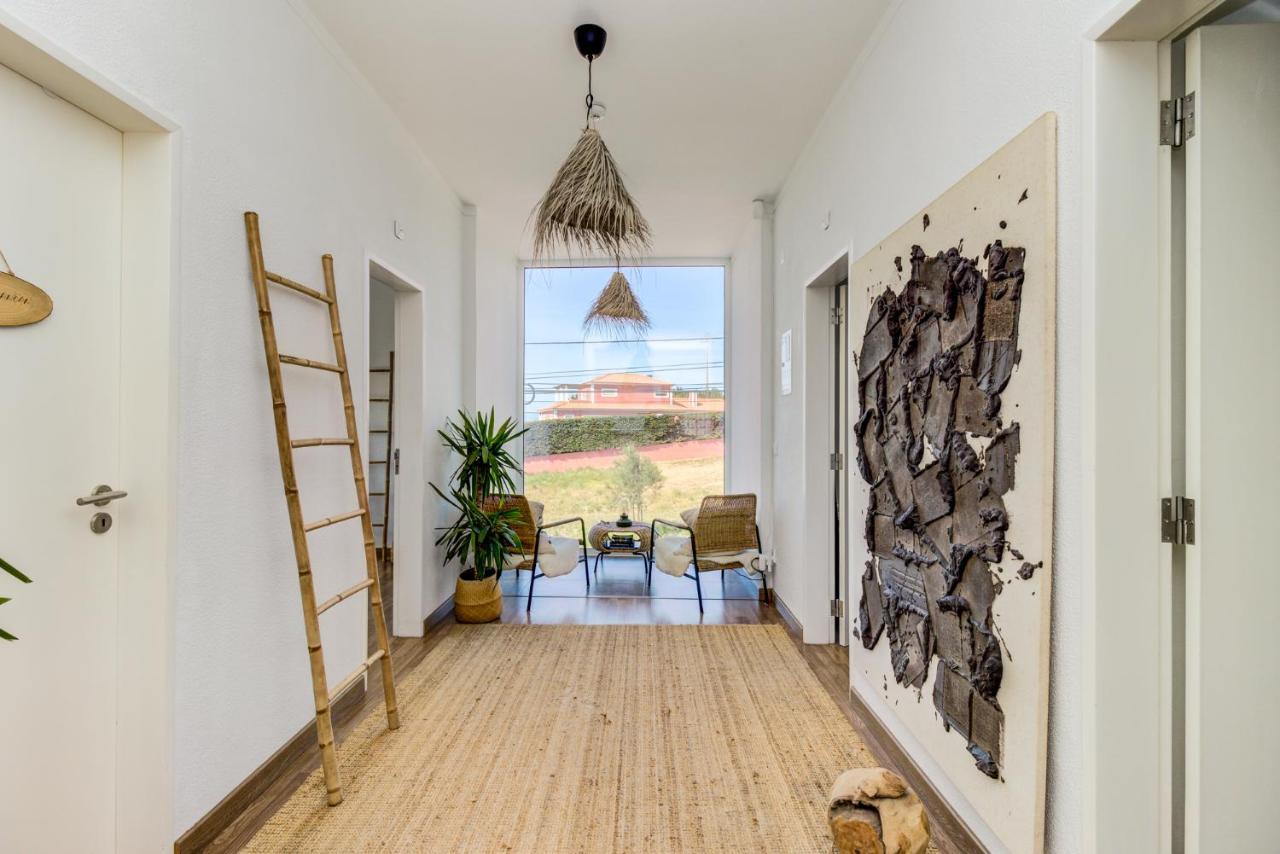 Albergue Ocean House - Ribeira D'Ilhas Ericeira Exterior foto