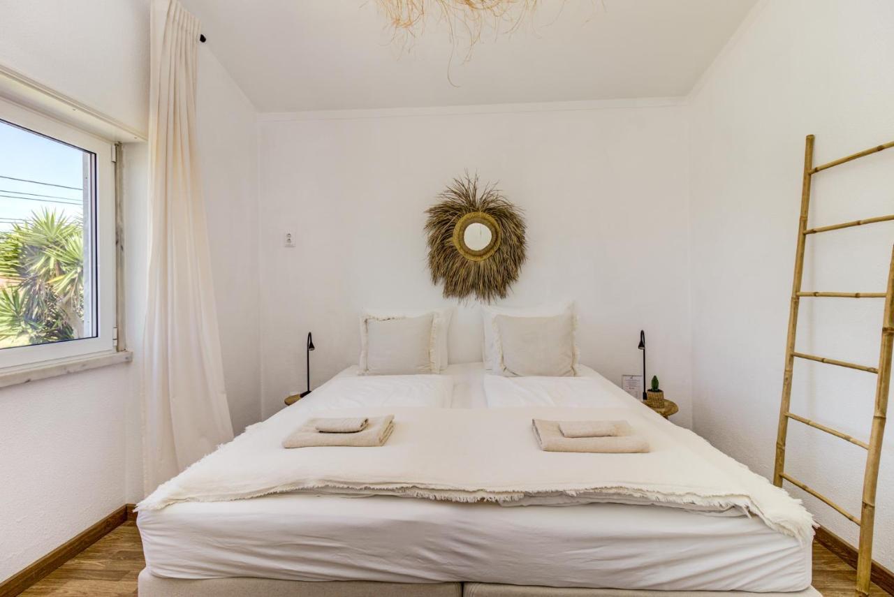 Albergue Ocean House - Ribeira D'Ilhas Ericeira Exterior foto